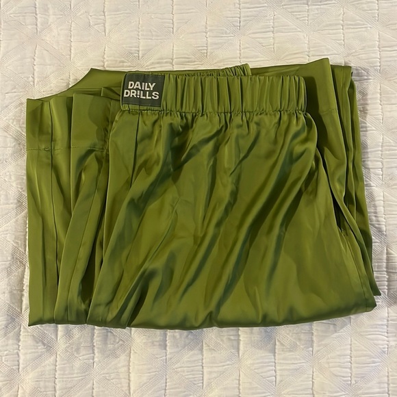 Daily Drills Pants - Daily Drills Silky Resort Pants